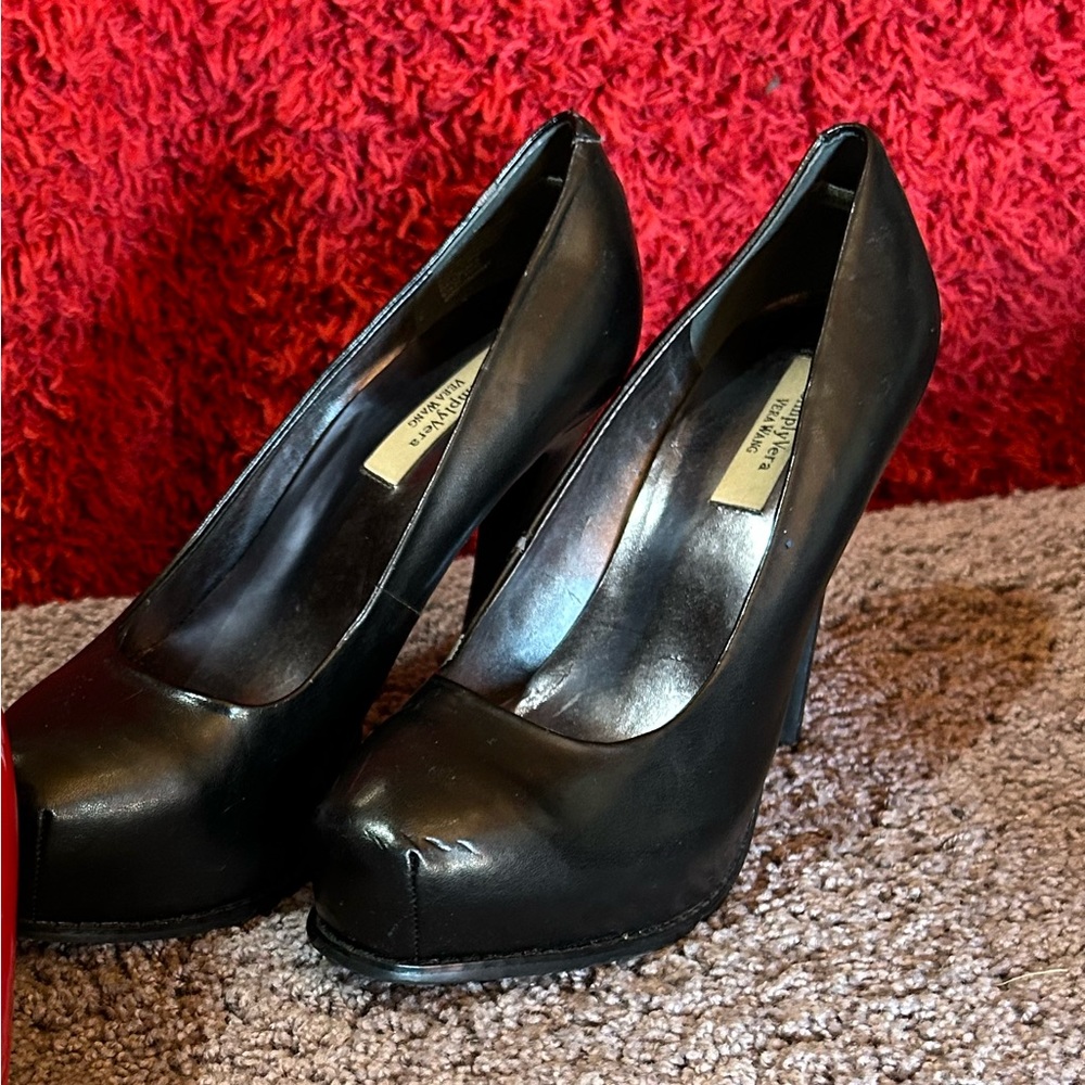 Black heel from Vera Wang